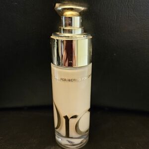 Orce skin perfecting foundation 020 Celaine about 50% left